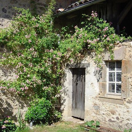 Bed and Breakfast Les Trois Chenes Videix Exteriér fotografie