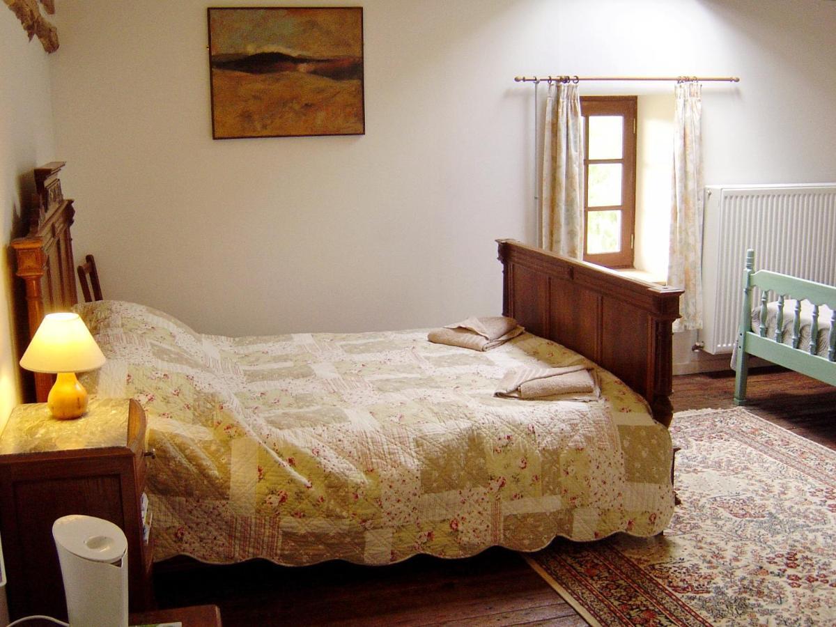 Bed and Breakfast Les Trois Chenes Videix Pokoj fotografie